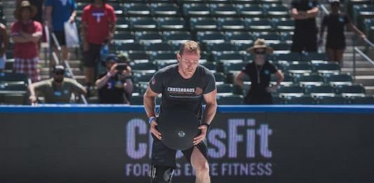 Chico en categoría adaptable en los CrossFit Games
