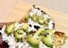 Receta tostadas con aguacate y queso cottage