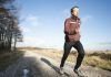 Hombre corriendo para medir su resistencia cardiovascular en CrossFit