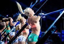 Atletas realizando dominadas en los CrossFit Games 2020