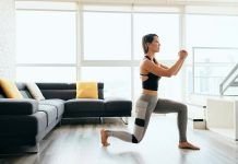 chica realizando zancada como ejercicio tabata casa