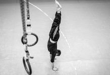 handstand walk hsw crossfit