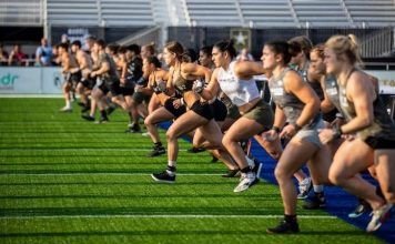 atletas en el last chance qualifier crossfit 2022