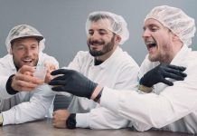 Mat Fraser y The Buttery Bross brindando con sus suplementos