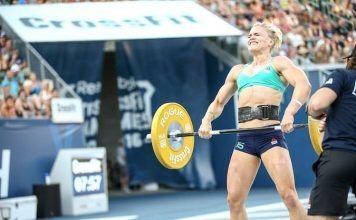 Katrin realizando el wod DT en los crossfit games