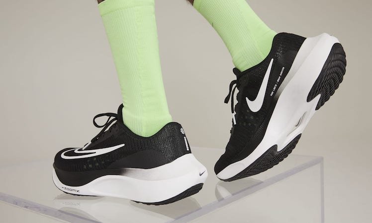 germen Buena voluntad balsa Características de las zapatillas Nike Zoom Fly 5